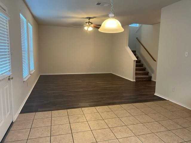 2480 Green Meadows Ln - Photo 3 of 16