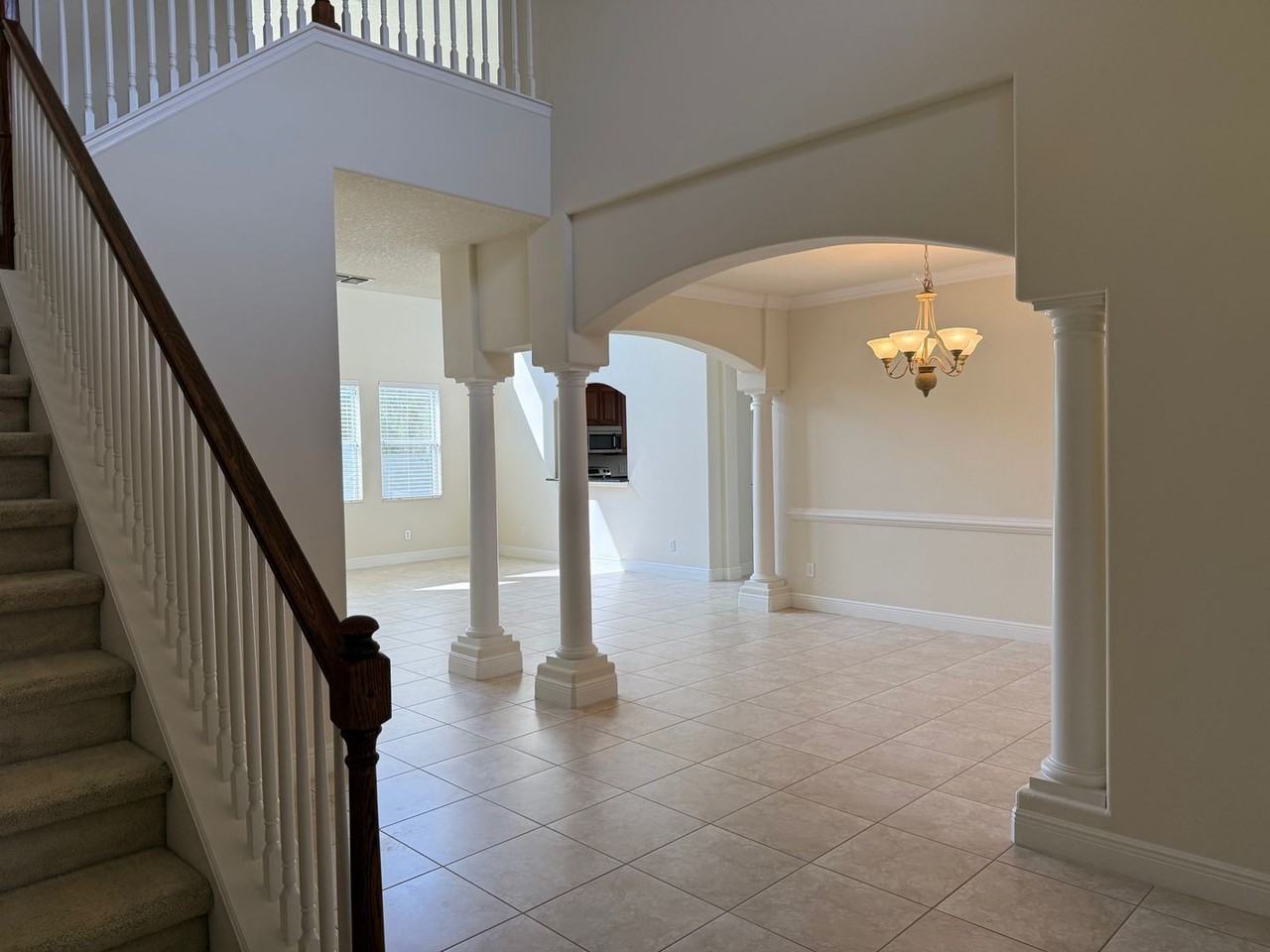 2740 Swoop Cir - Photo 4 of 27