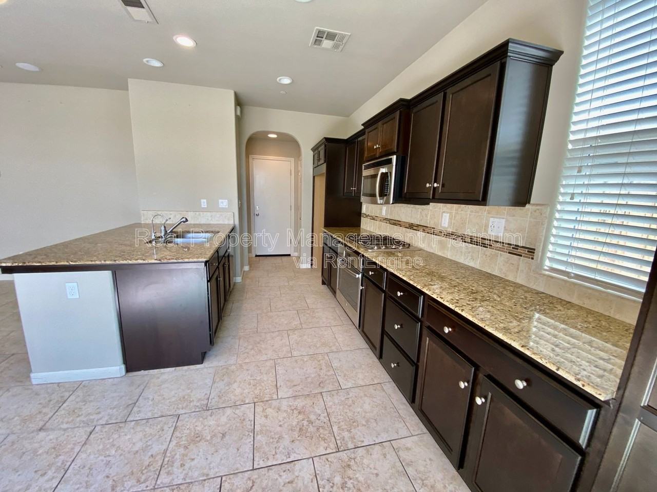 3554 Significant Way - Photo 4 of 17