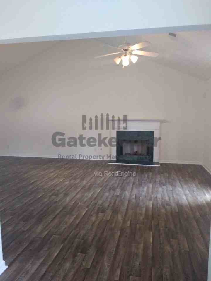 688 River Mist Dr - Photo 3 of 16