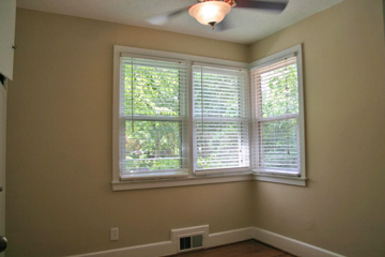 114 Edward Ct - Photo 7 of 11