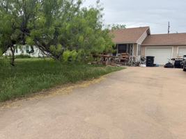 featured image of 2510 Marshall St