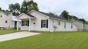 featured image of 1034 Hunter St