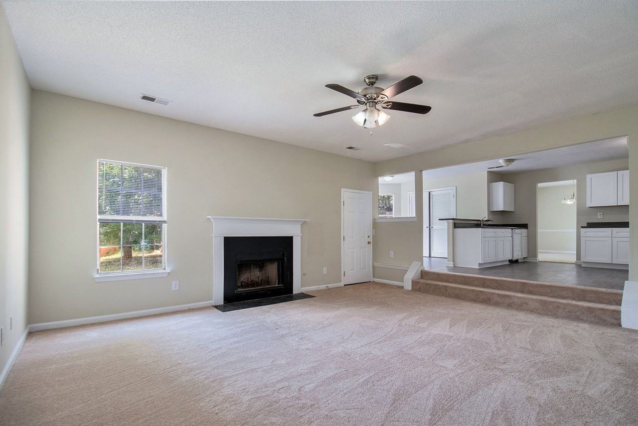 2293 Waters Run - Photo 3 of 18