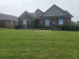 featured image of 3802 Owen St
