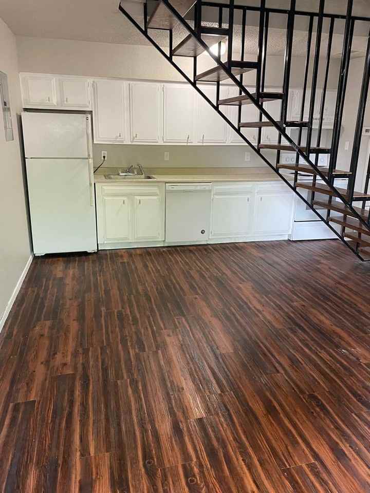 513 S Bowen Rd #K - Photo 2 of 11