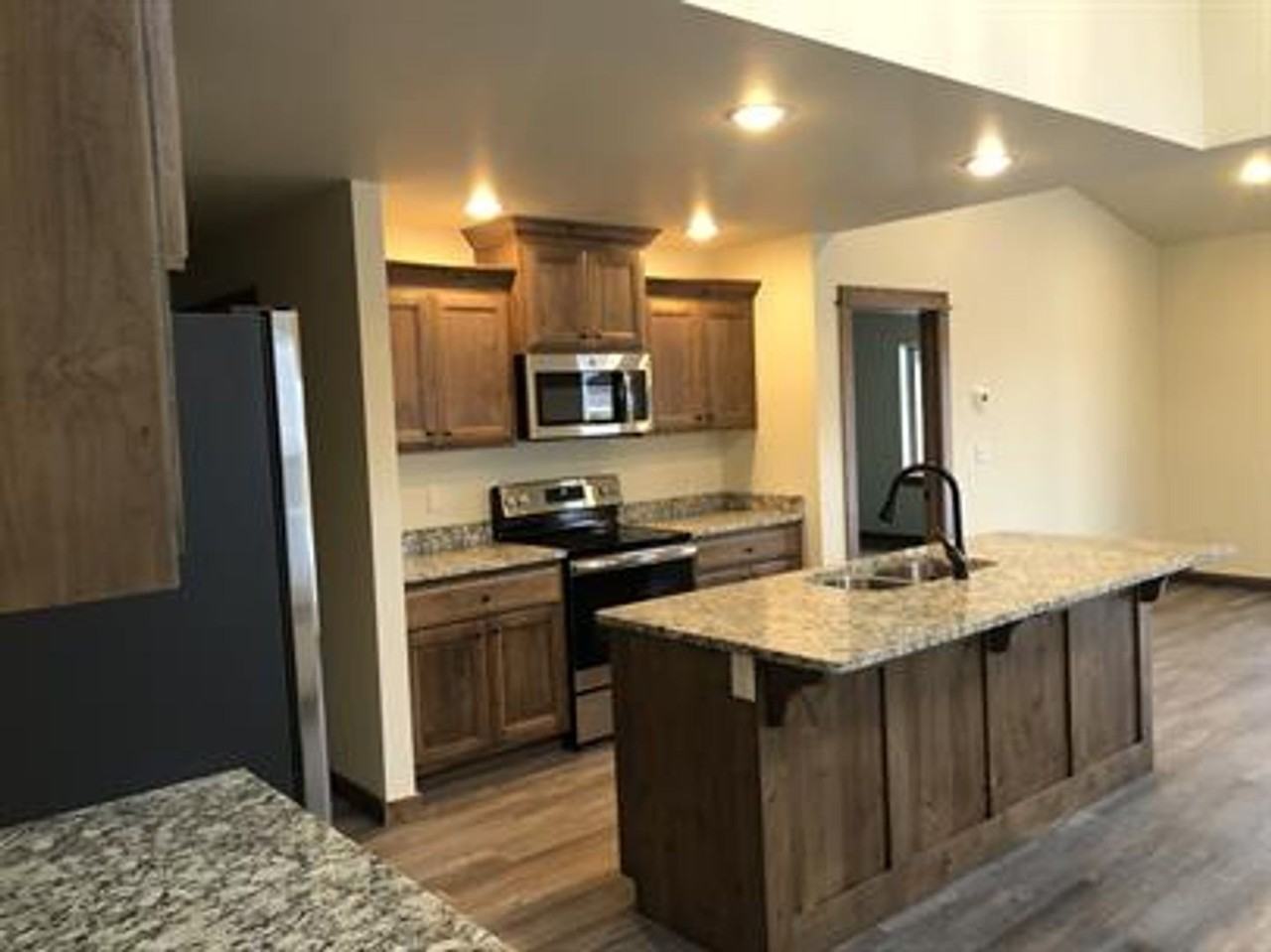 1226 Ryun Sun Way - Photo 4 of 26