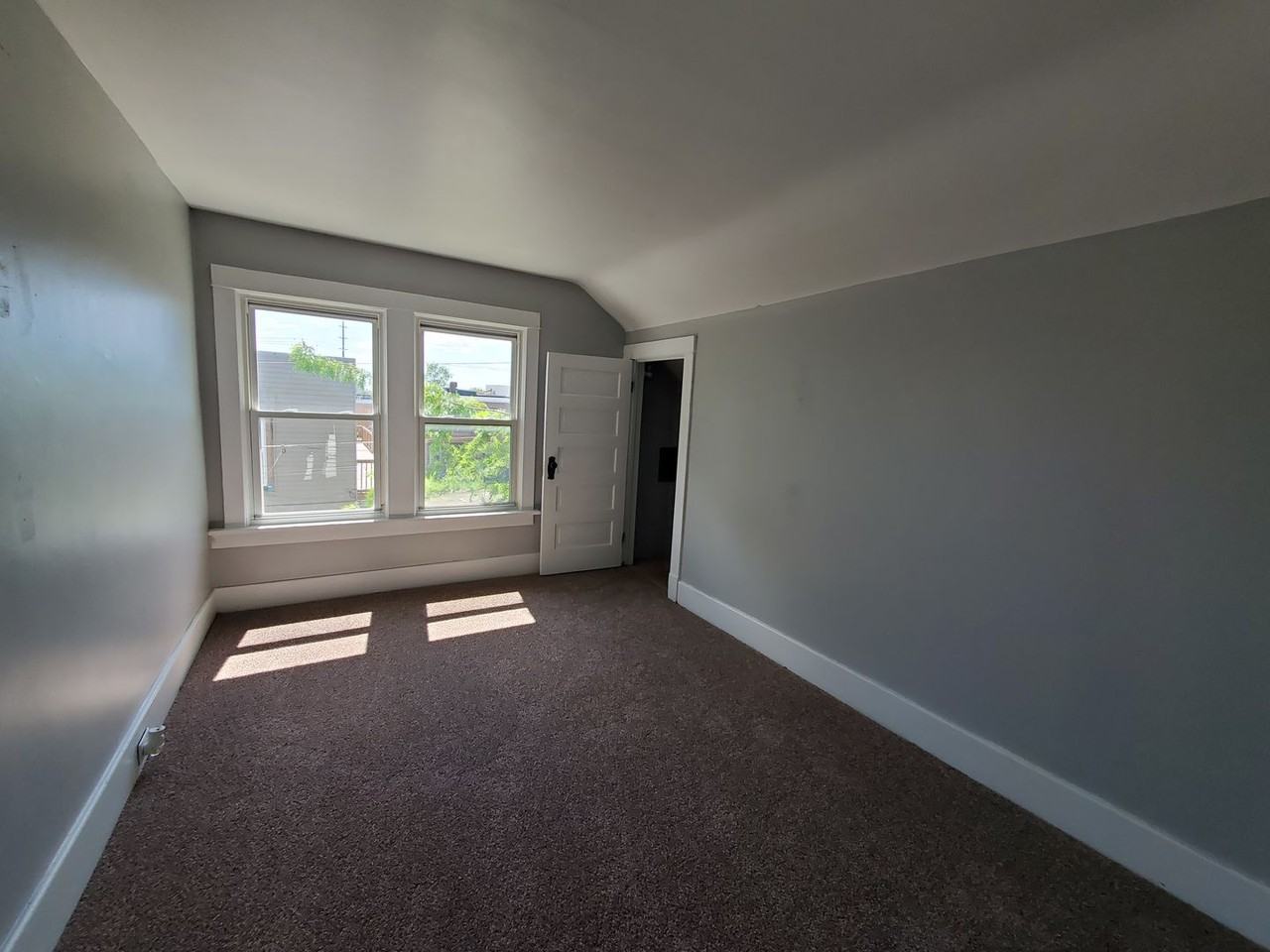 510 S Lincoln Ave - Photo 7 of 10