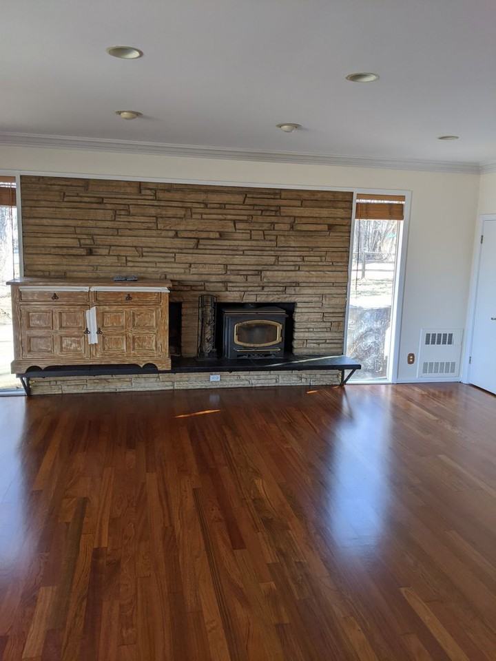 6079 Simmons Dr - Photo 2 of 13