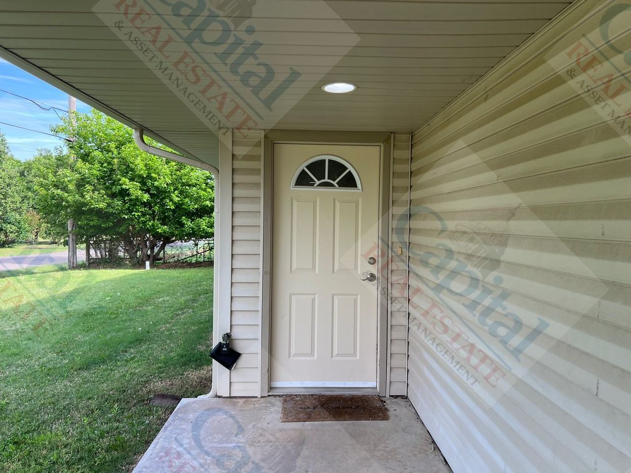 20635 Penny Ln - Photo 4 of 35