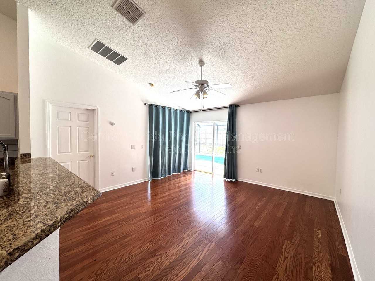 205 Paradise Woods Pl - Photo 3 of 25