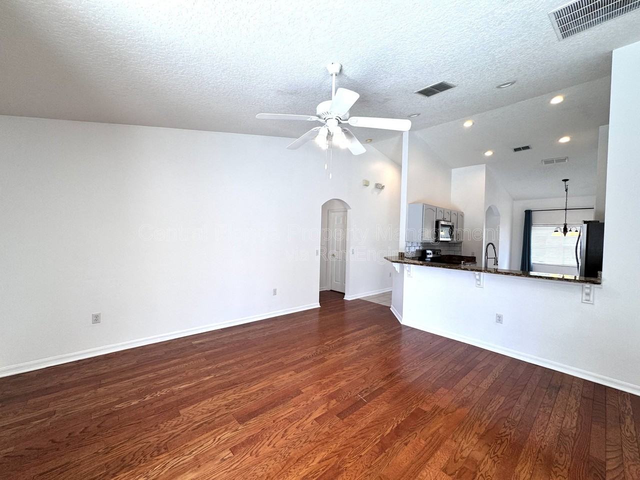 205 Paradise Woods Pl - Photo 4 of 25