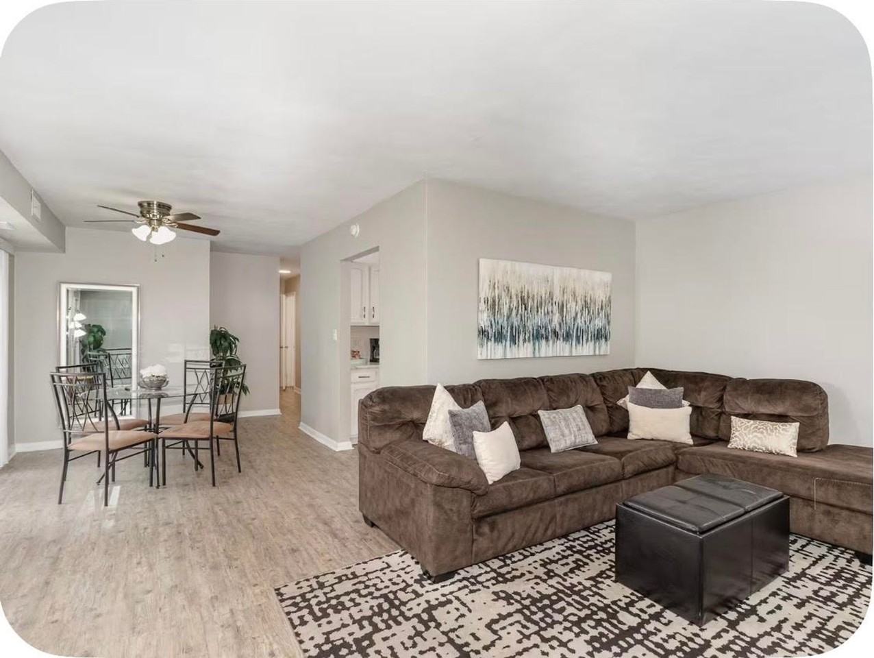 556 Alison Dr - Photo 2 of 18