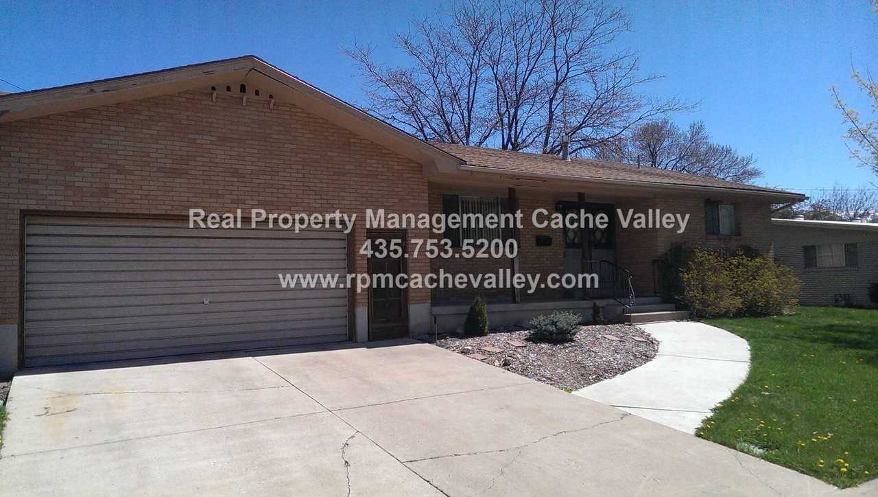 20 Brookside Pl - Photo 3 of 3