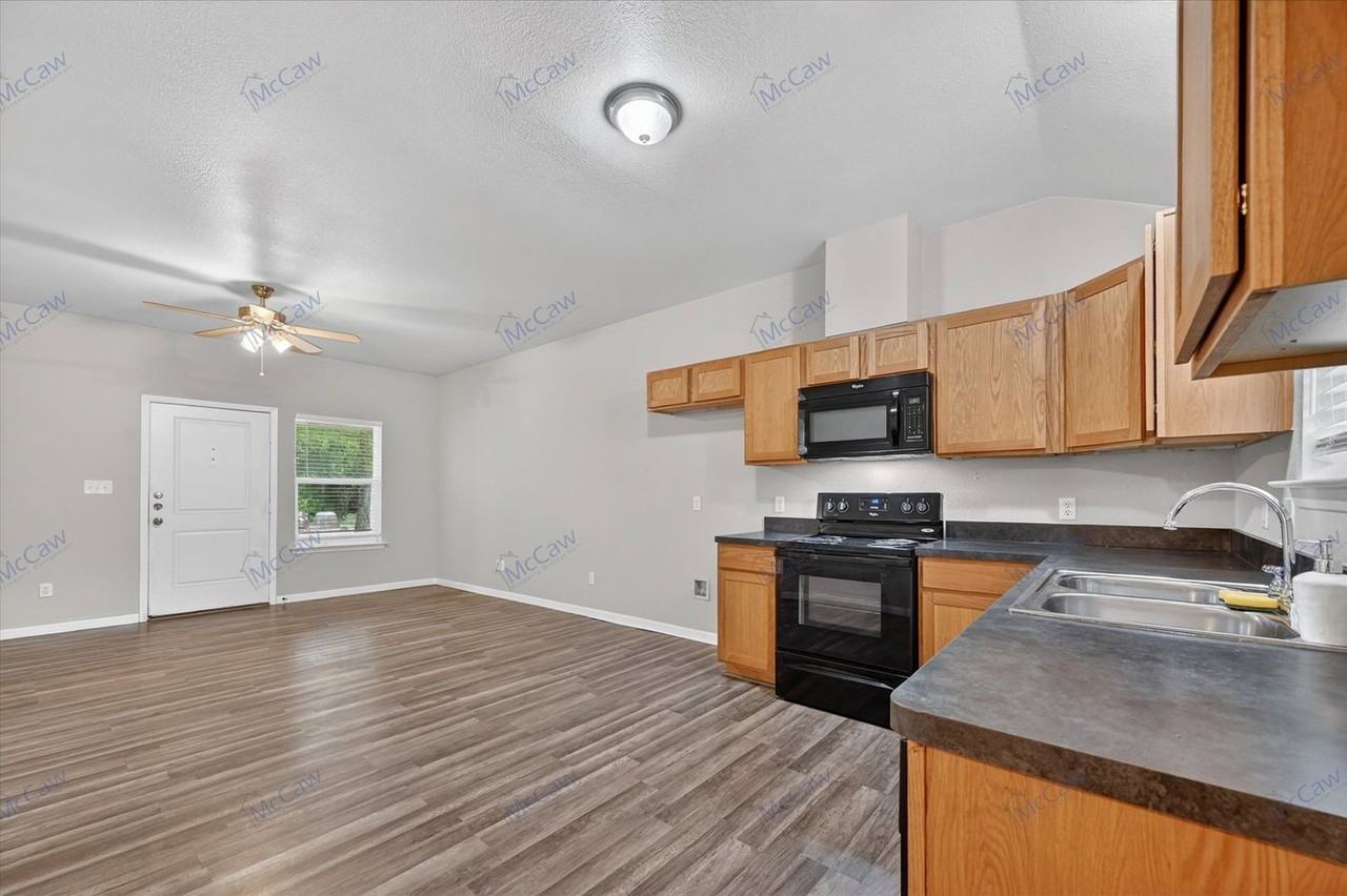 2312 Gilmer St - Photo 7 of 16