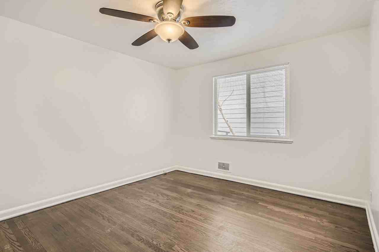 2531 S Pennsylvania St - Photo 7 of 13