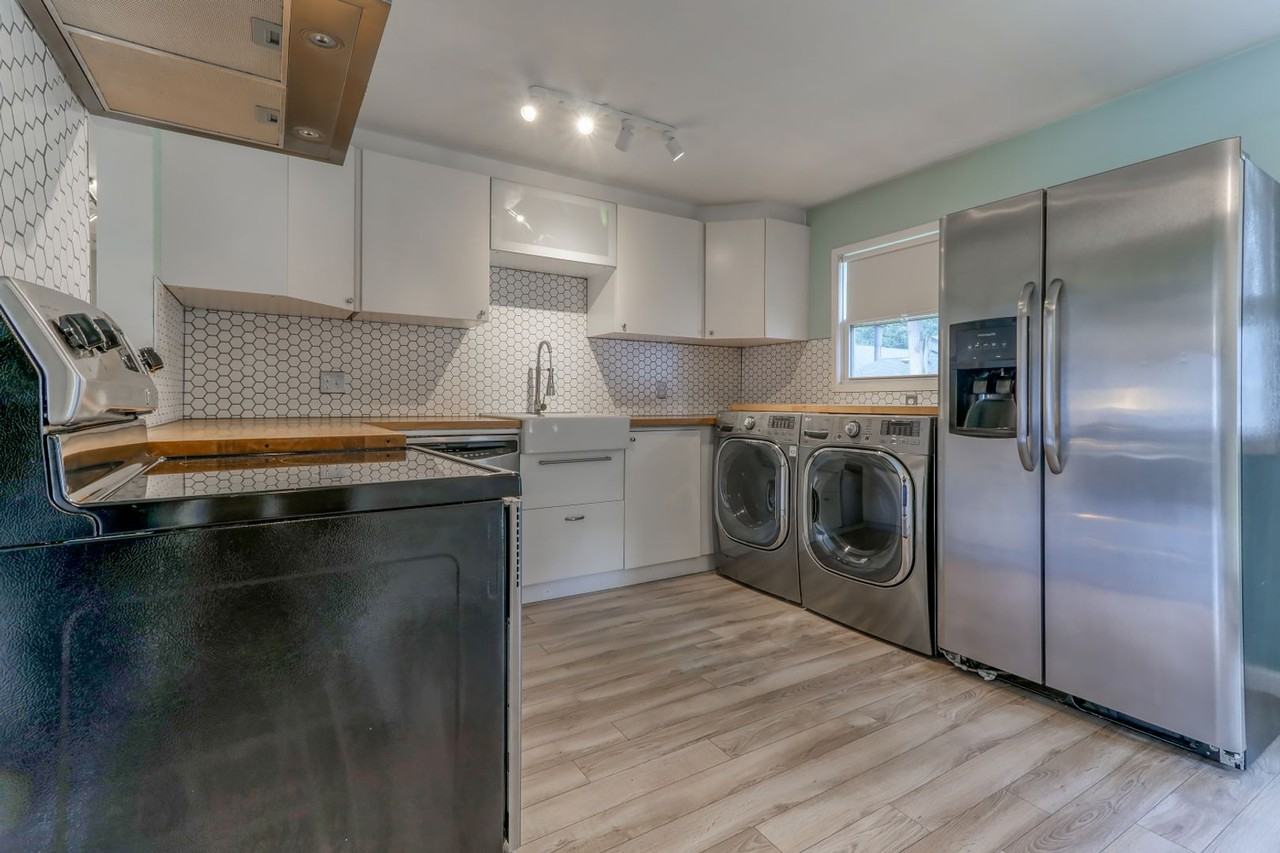 110 Nw 50th St - Photo 6 of 22