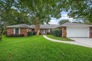 featured image of 4405 Southminster Cir