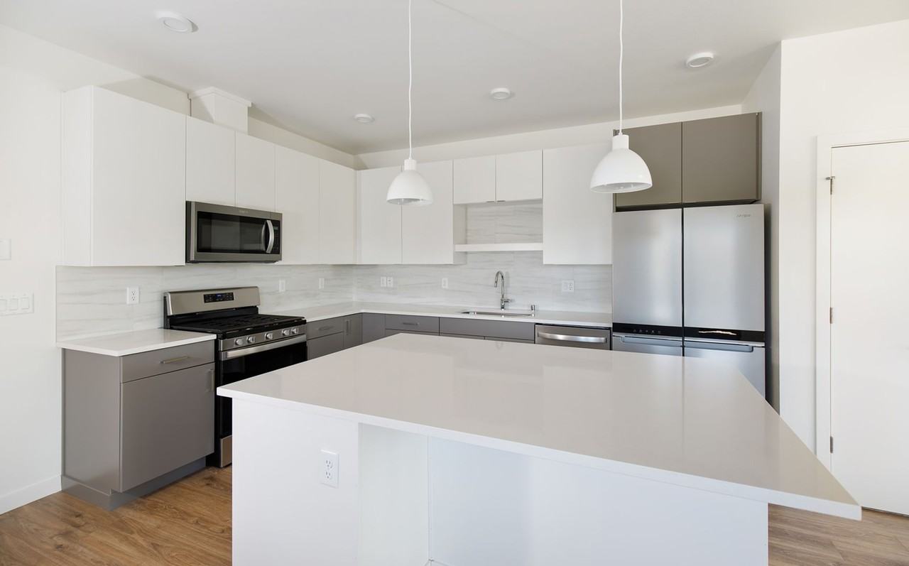 32766 Ten Trails Pkwy Se - Photo 4 of 19