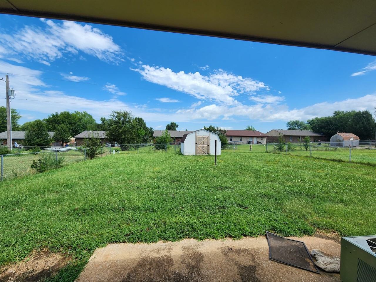 1207 Whispering Glen St - Photo 7 of 50