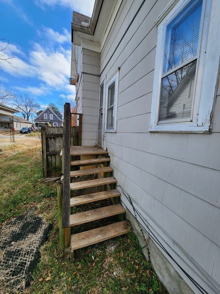 815 N Grant Ave #A - Photo 2 of 28