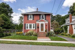 featured image of 61 Elsmere Ave