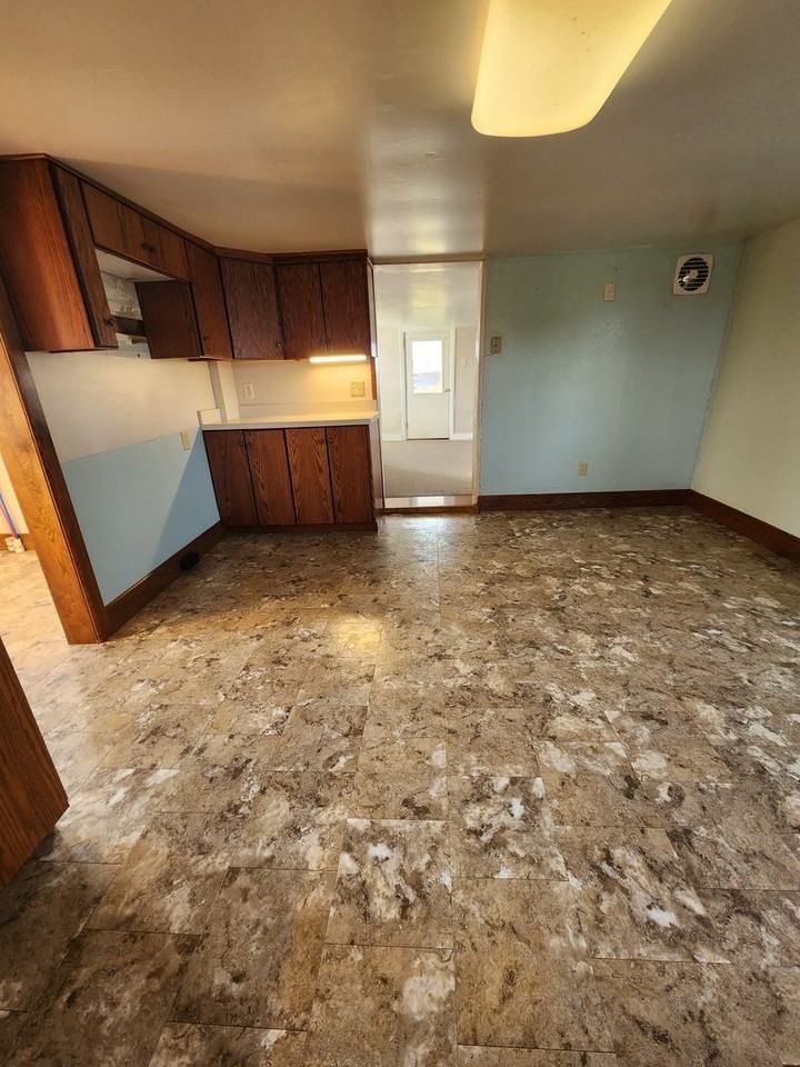 1175 Garber Rd - Photo 3 of 14