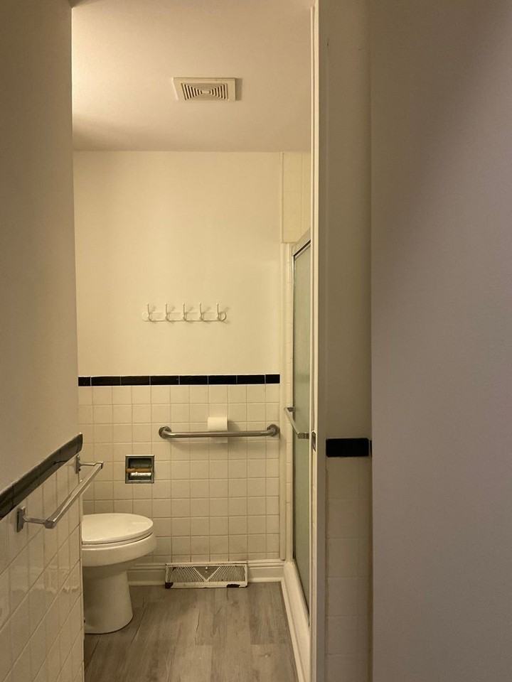 1116 Lower Dallas Hwy - Photo 4 of 16