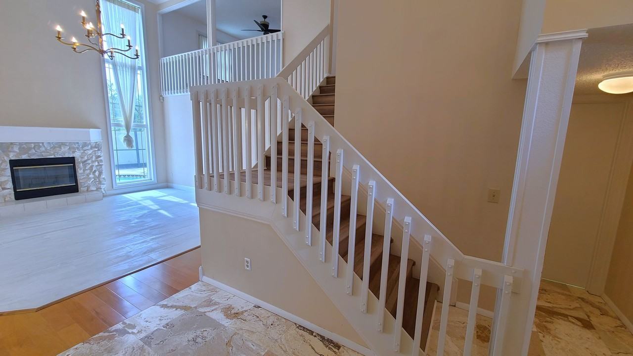 1103 Metwood Ct - Photo 4 of 38