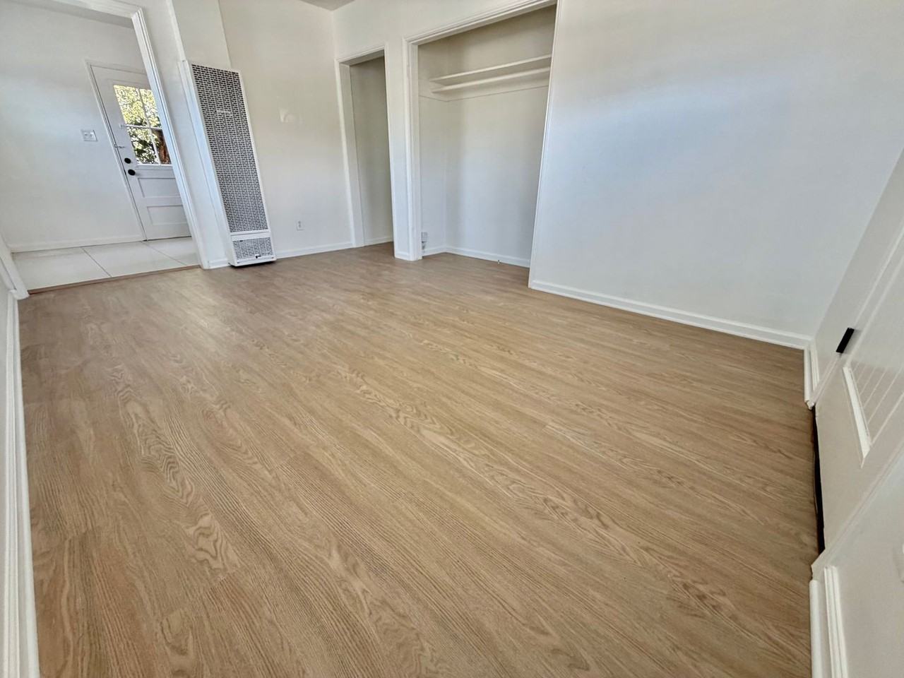 834 Penn St - Photo 4 of 10