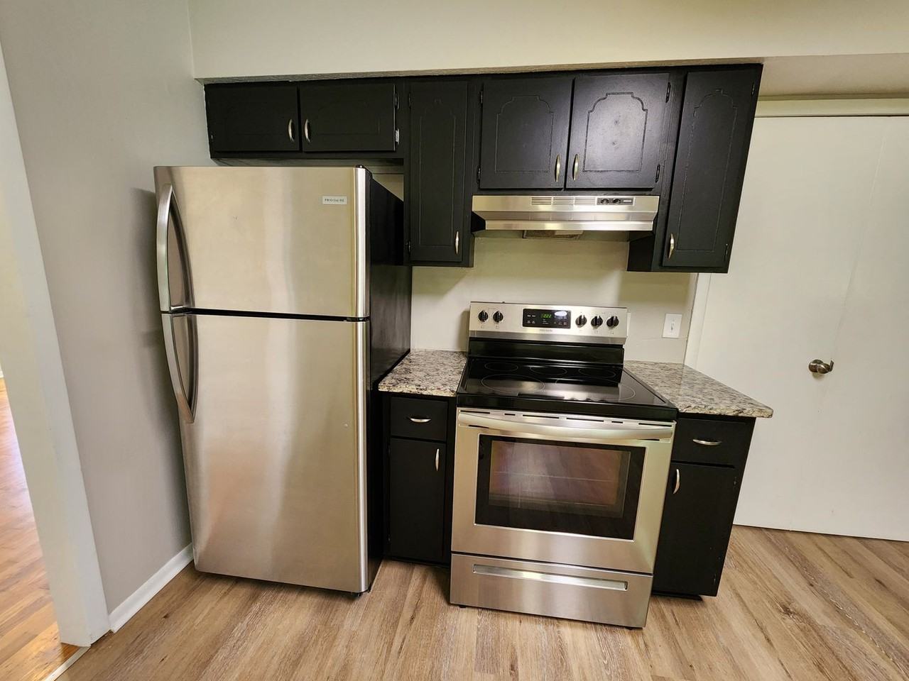 1528 S Catalina Ave - Photo 7 of 26