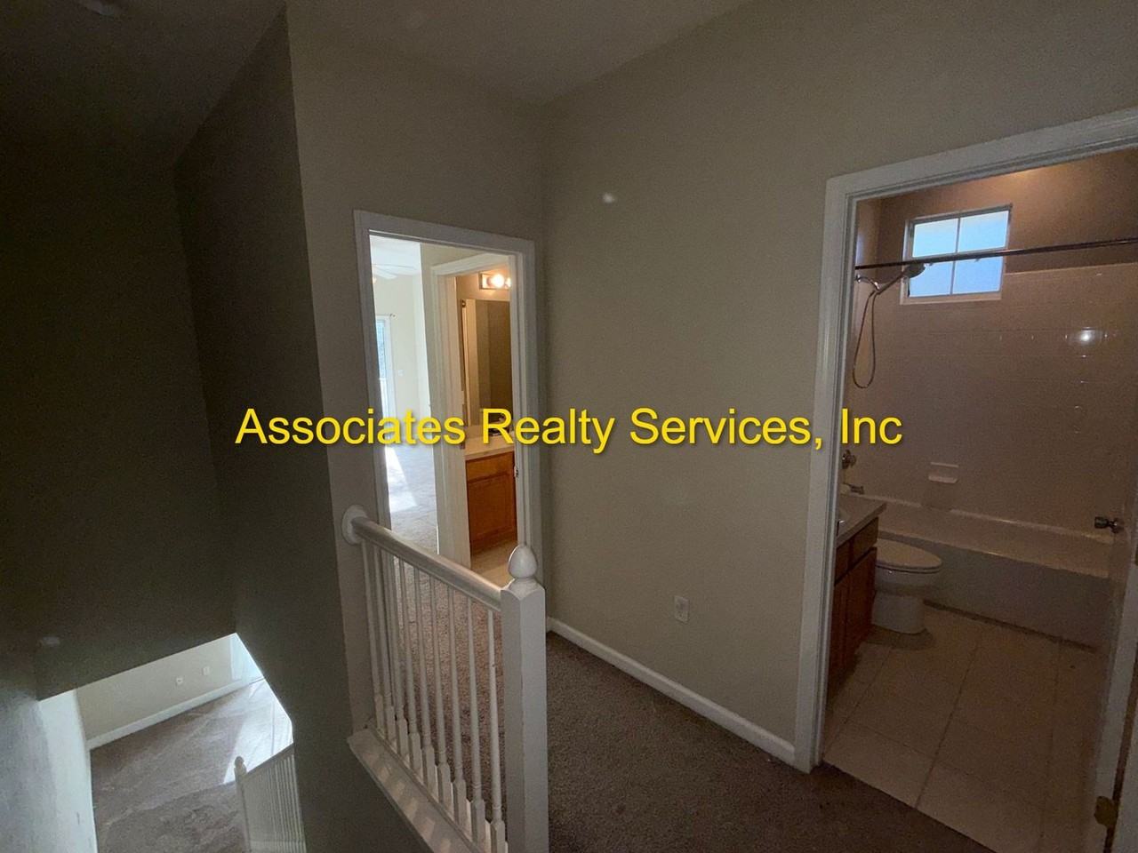 865 Nw 21st Ave - Photo 7 of 18