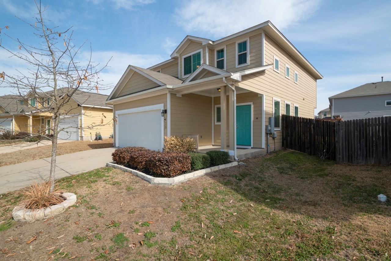 156 Triumph Rd - Photo 2 of 24