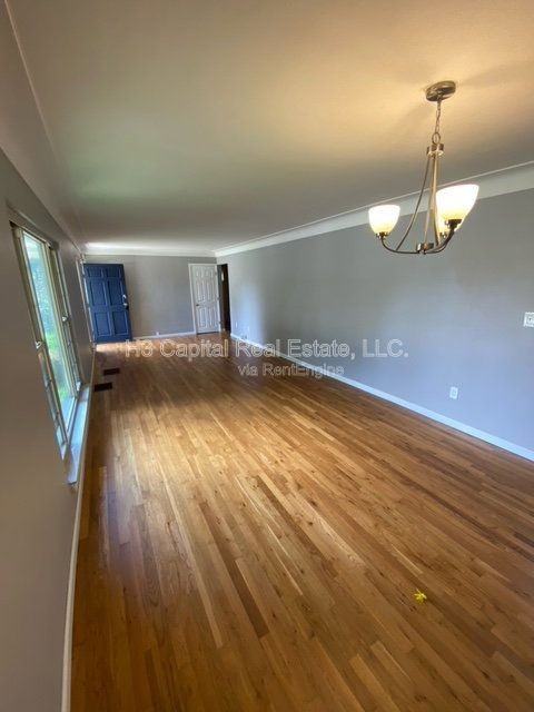 2301 Saint Bernard Ave - Photo 3 of 20