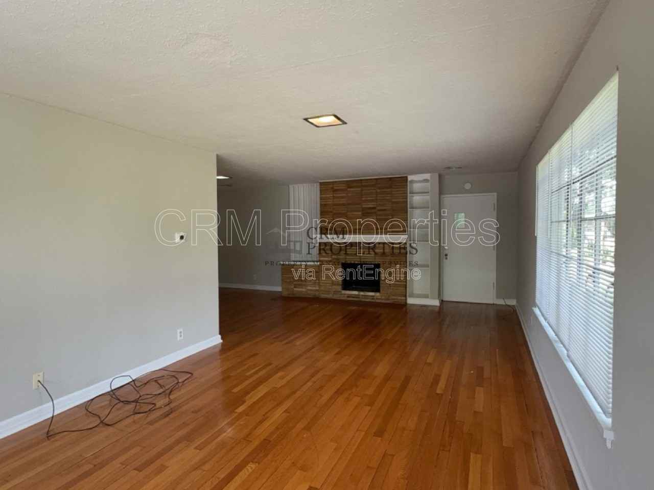 2101 N Wheeling Ave #1 - Photo 5 of 17