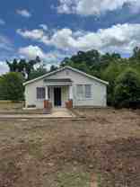 105 Meridian Ave - Photo 1 of 1