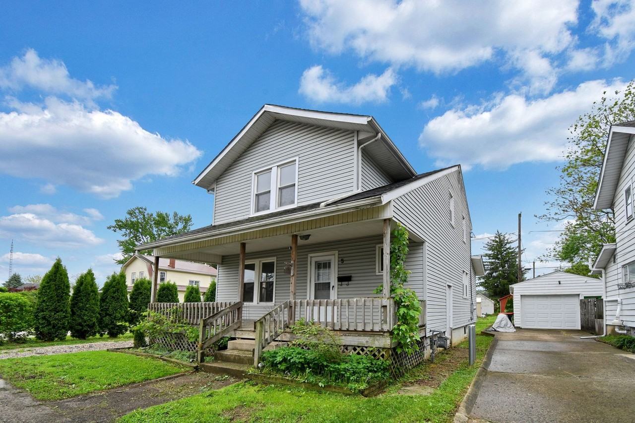 5 Cottage St - Photo 3 of 36