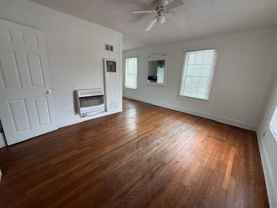 618 Santos St - Photo 1 of 1