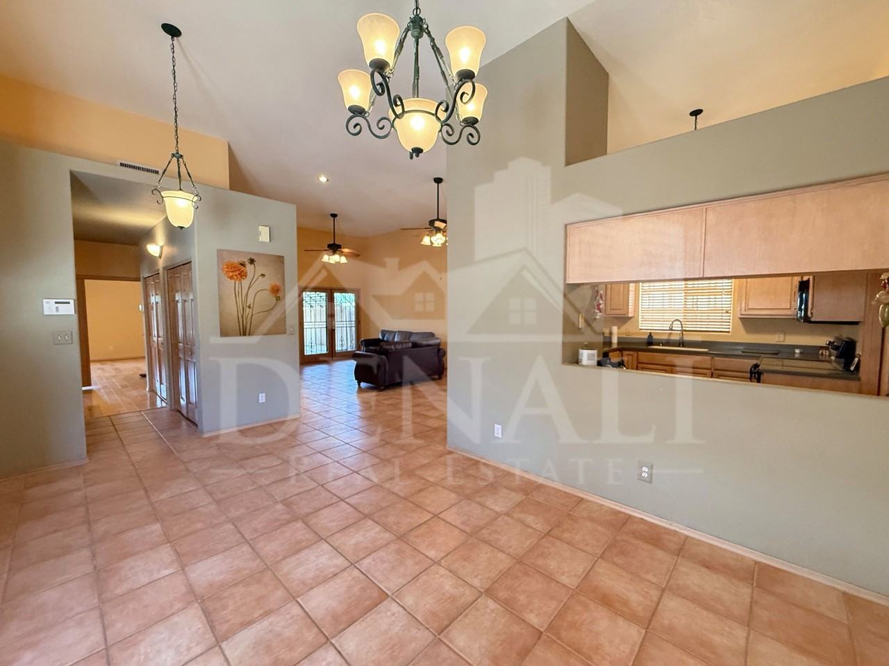 1221 E Cholla St - Photo 4 of 23
