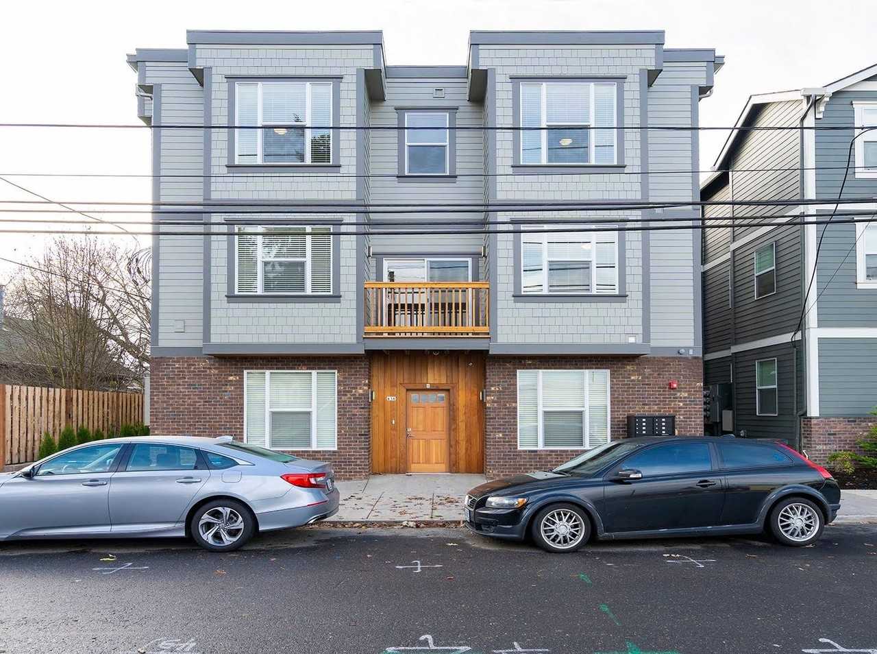 436 Ne Stafford St #09 - Photo 3 of 12