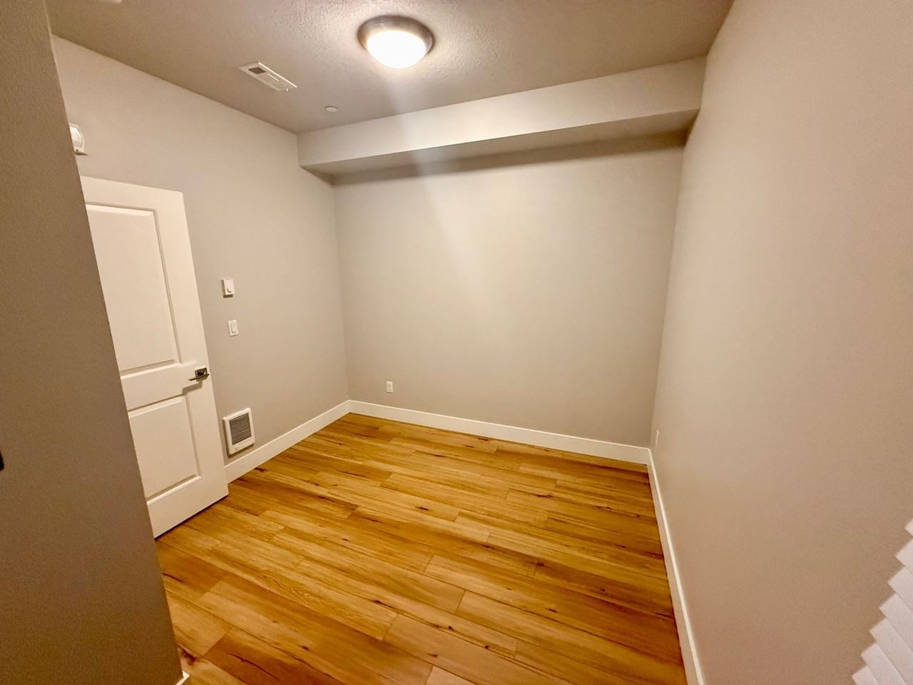 436 Ne Stafford St #09 - Photo 7 of 12