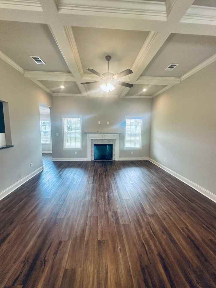 104 Chatham Ct - Photo 6 of 29