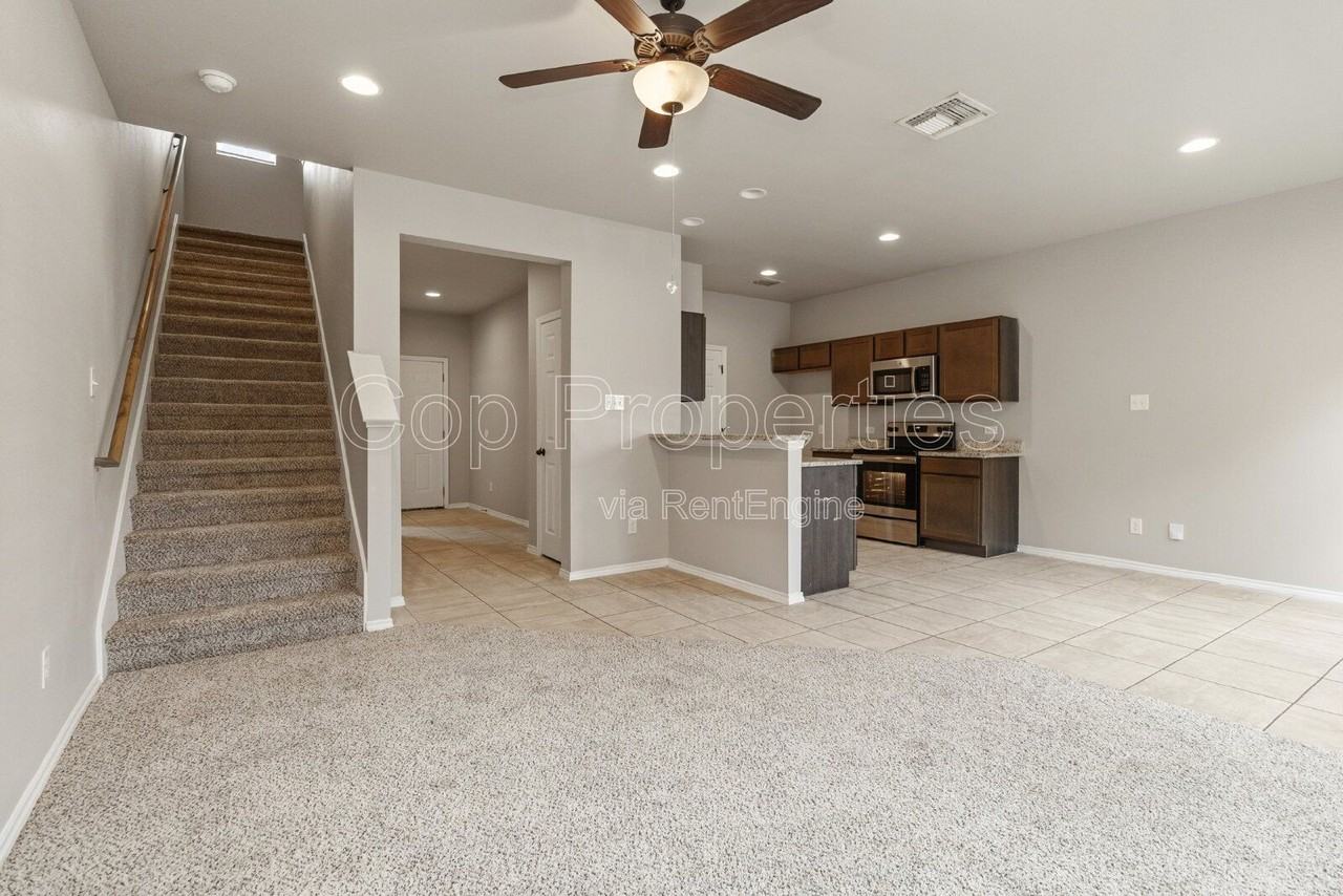 11103 Bel Air Dr #101 - Photo 5 of 31