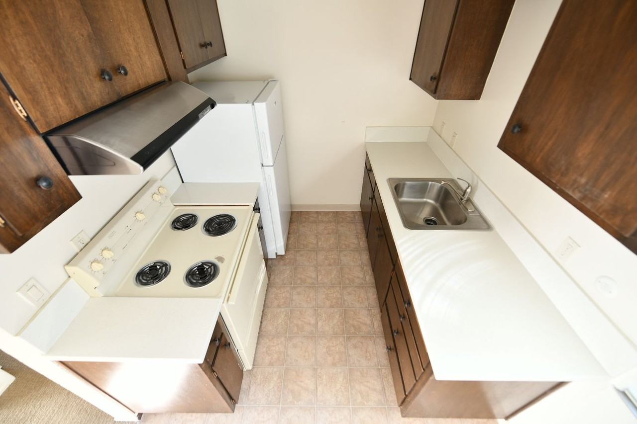 2725 Haste St. - Photo 5 of 27