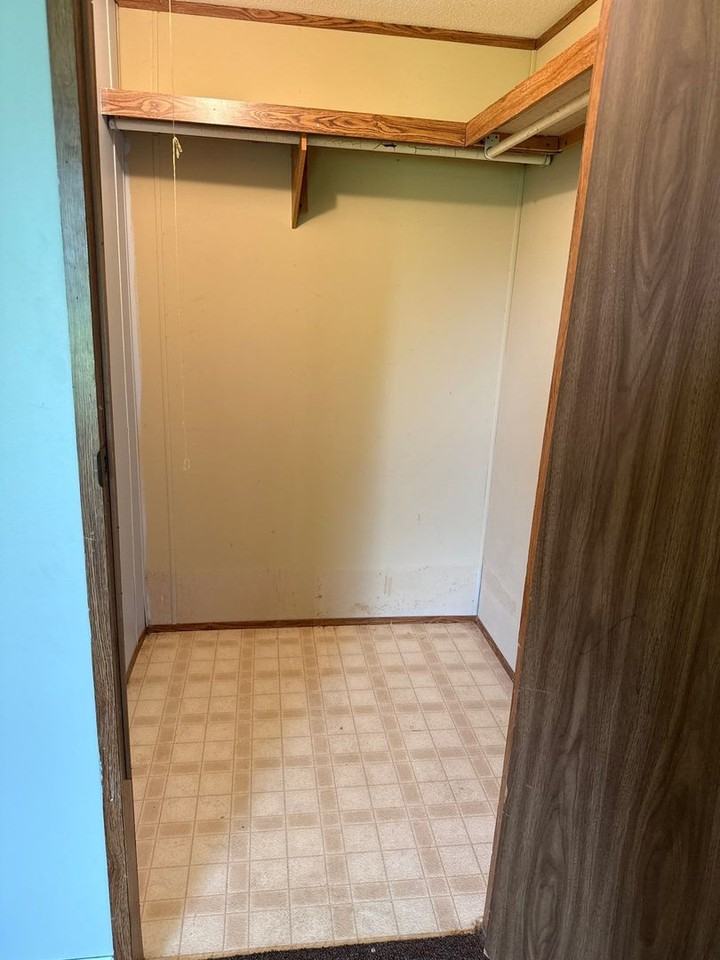 1459 Hickory Valley Rd - Photo 6 of 17