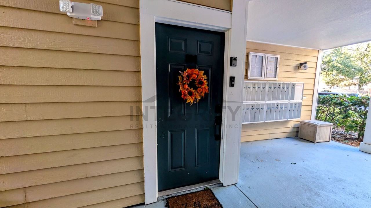 10024 Strafford Oak Ct #804 - Photo 2 of 24