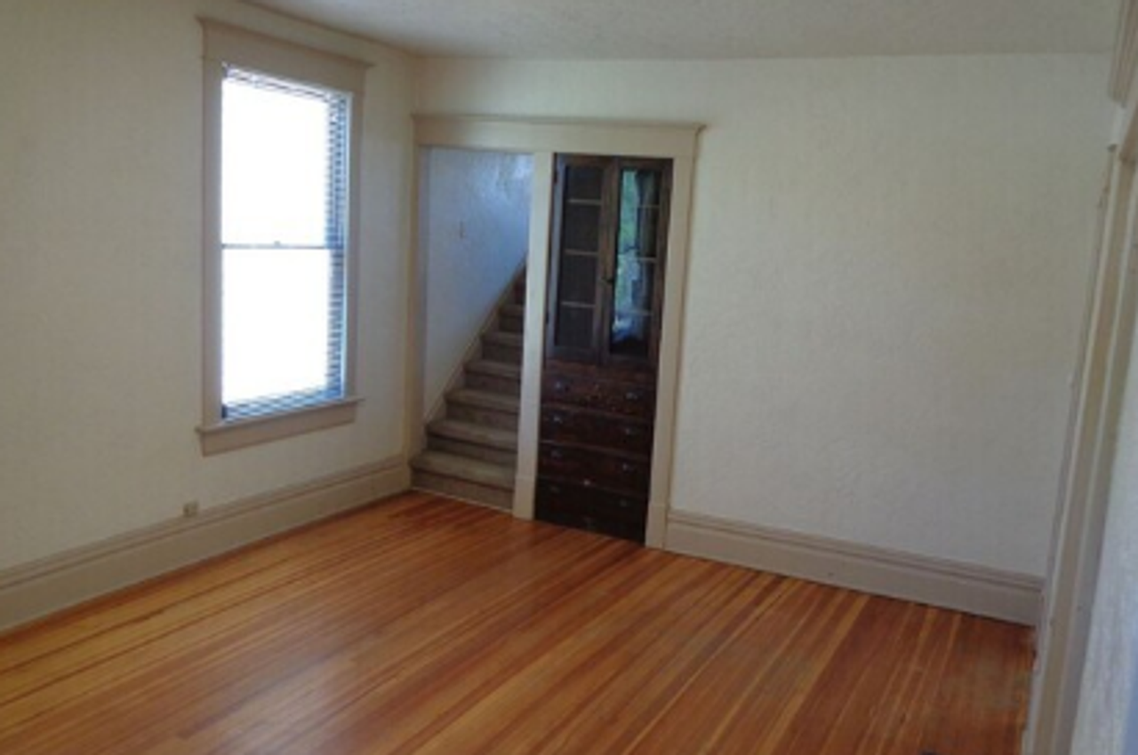 1728 11th Ave - Photo 5 of 18