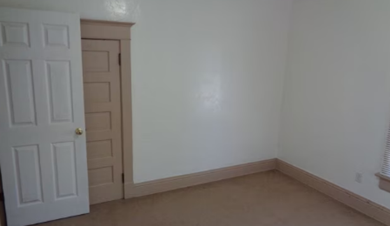 1728 11th Ave - Photo 6 of 18