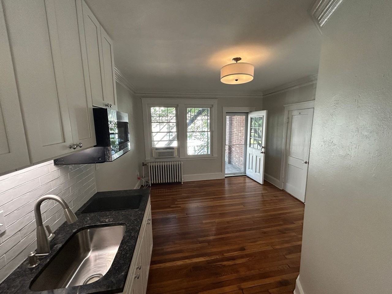 22B Chiswick Rd - Photo 4 of 11