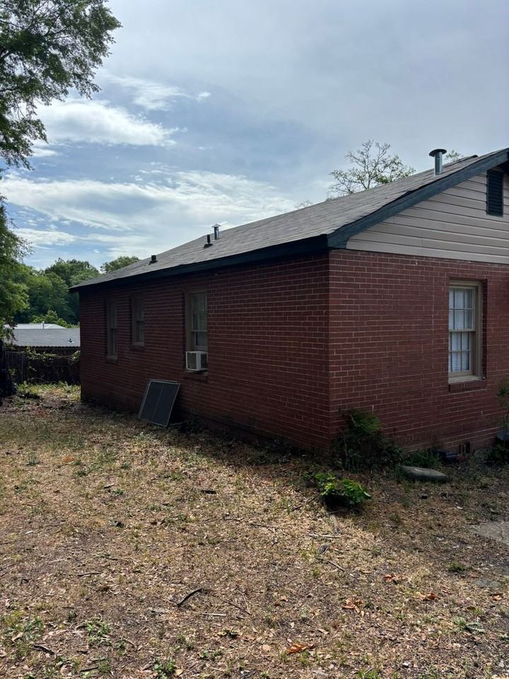 3931 Dexter Dr - Photo 6 of 18